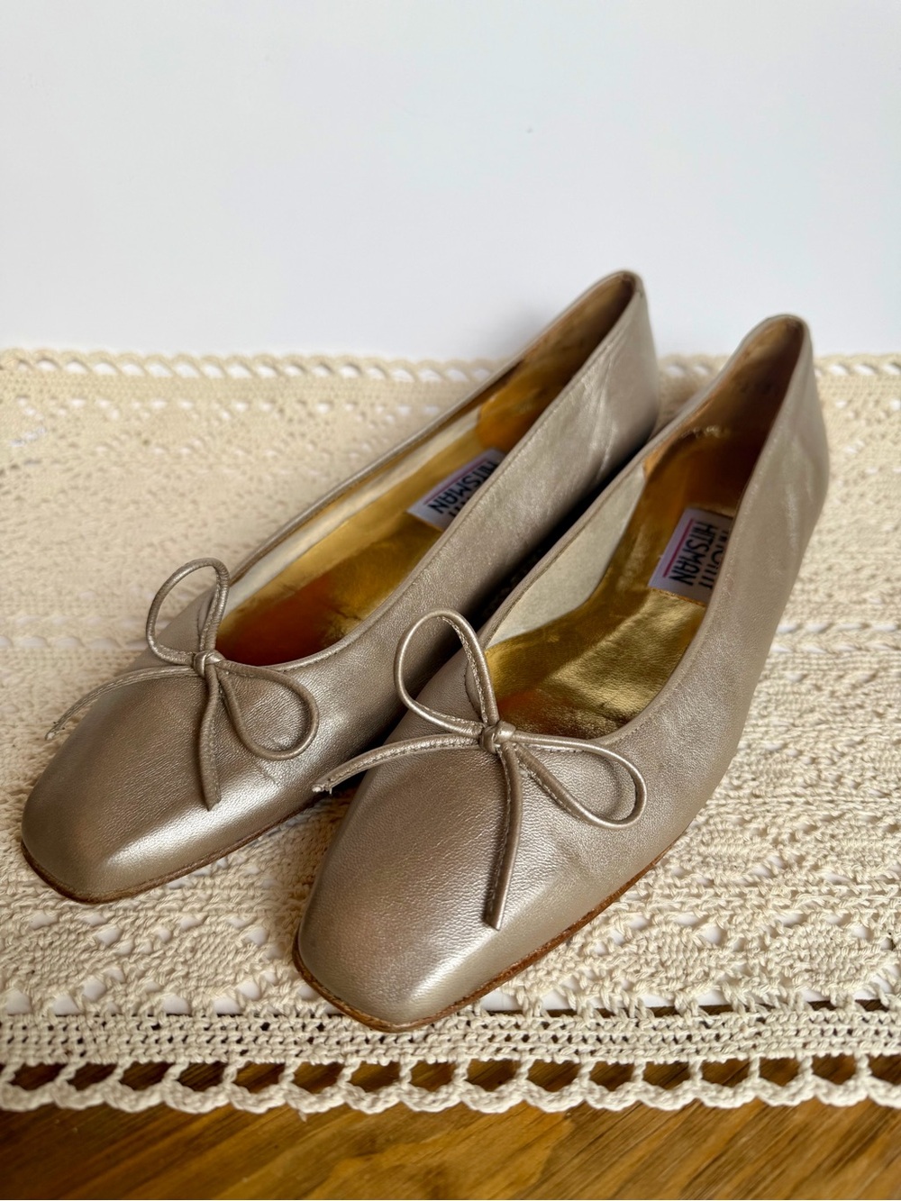 Timothy Hitsman Metallic Taupe Leather Ballet Flats Bow Square Toe Spain 8.5